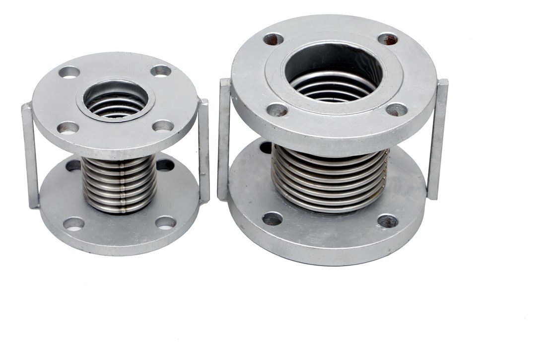 Flanged expansion joints